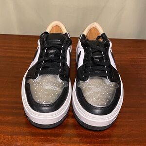 Nike Air Jordan 1 Elevate Low SE Silver Toe-DQ8561-001 women’s 11